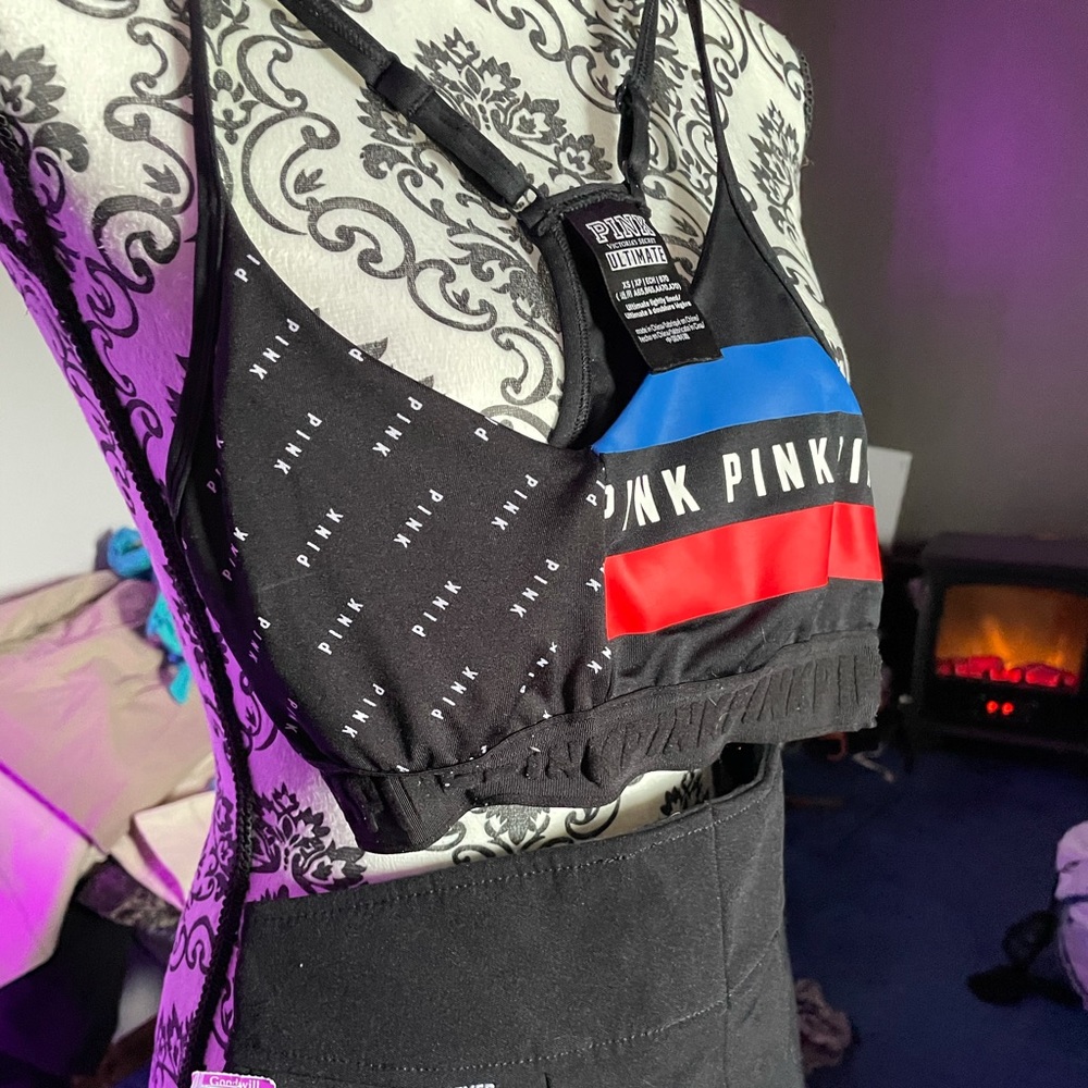 Pink xs sports bra red and blue striped ❤️💙🖤